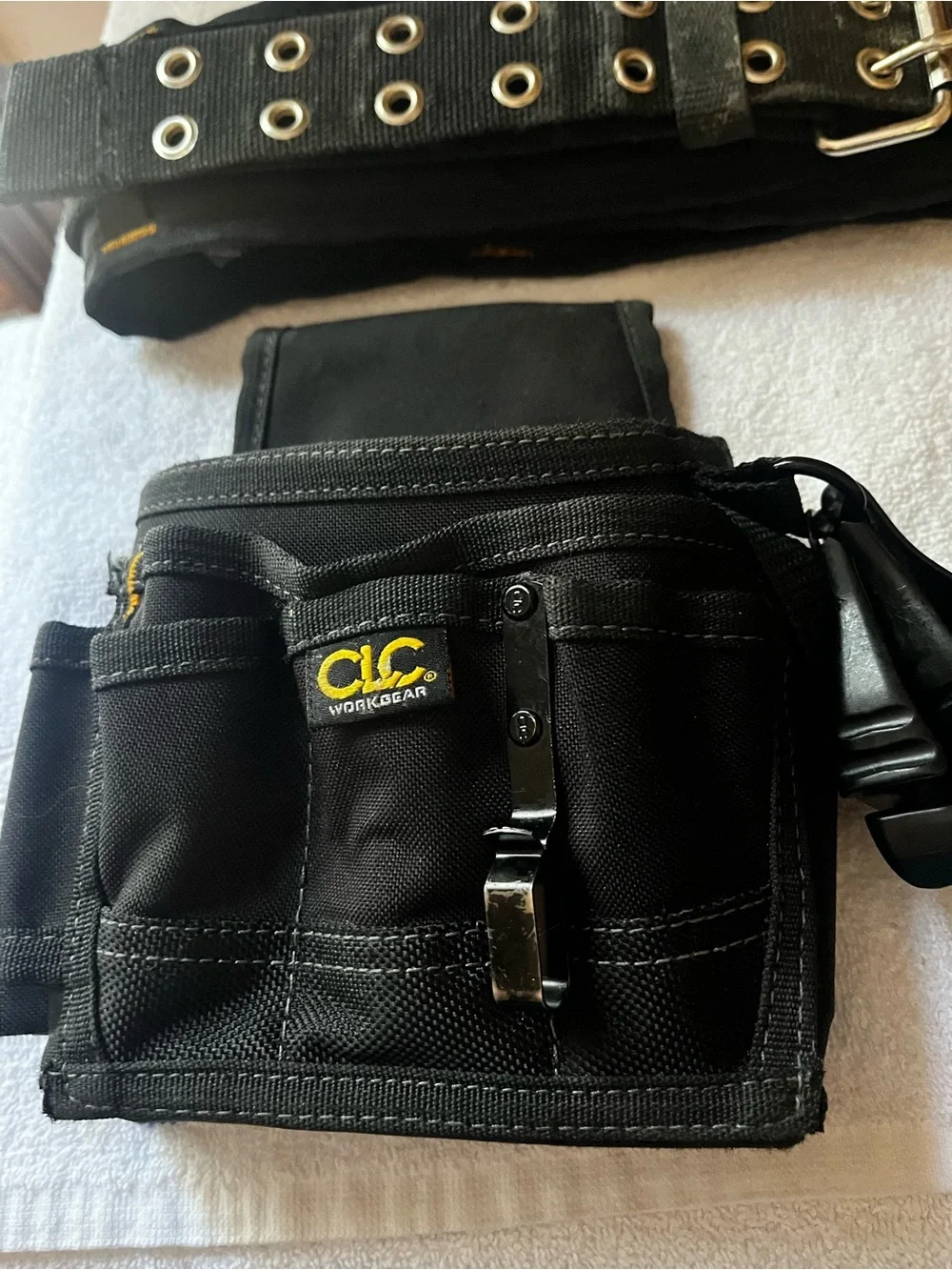 CLC Tool Belt & 2 Tool Pouches